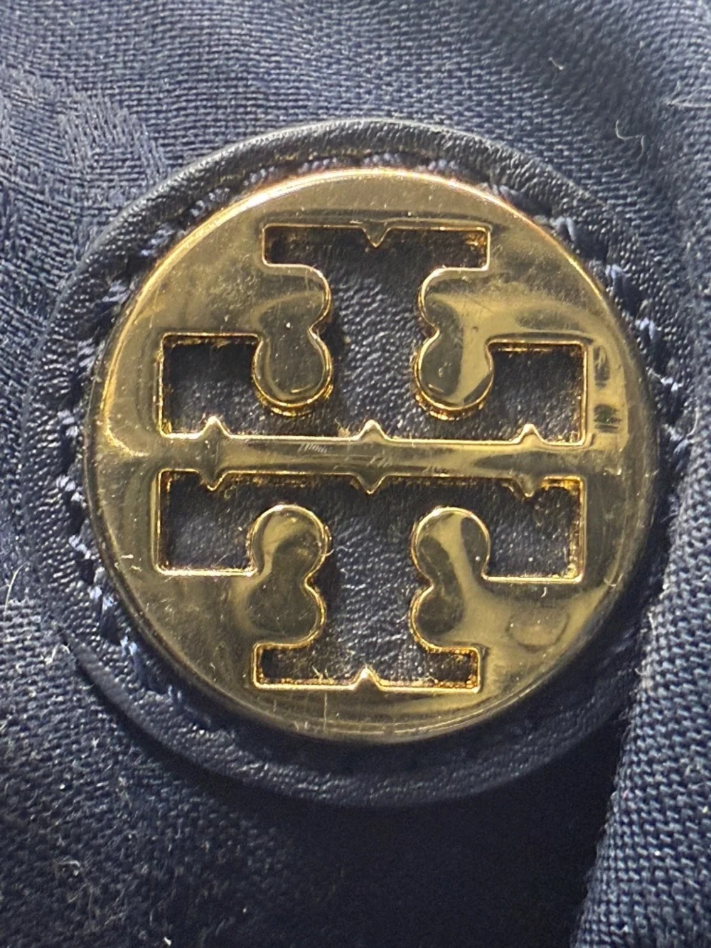 ALLURING TORY BURCH BLUE LEATHER FLEMMING LARGE T LOGO CROSSBODY BAG!